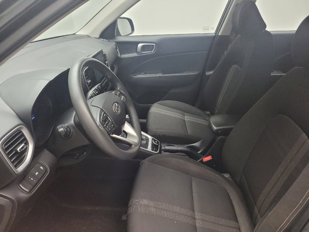 Used 2020 Hyundai Venue SEL FWD image 17