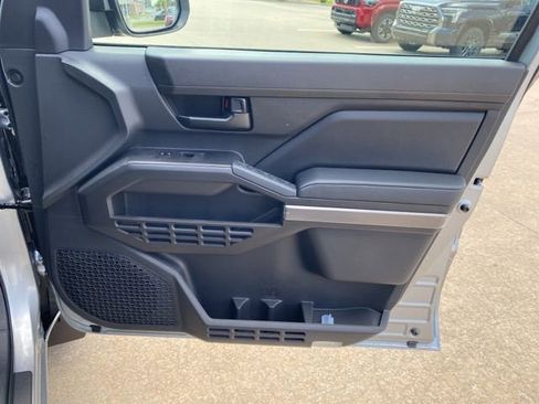 New 2026 Toyota Tacoma SR5 AWD/4WD image 20
