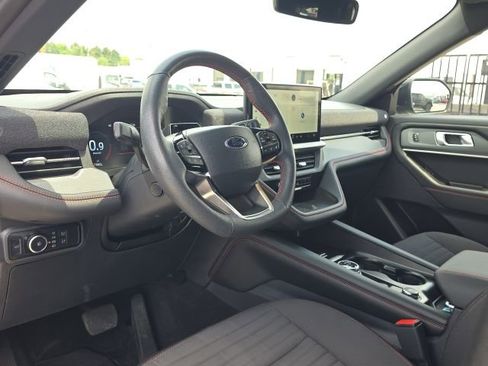 Used 2025 Ford Explorer ST-Line w/ Premium Package RWD image 27