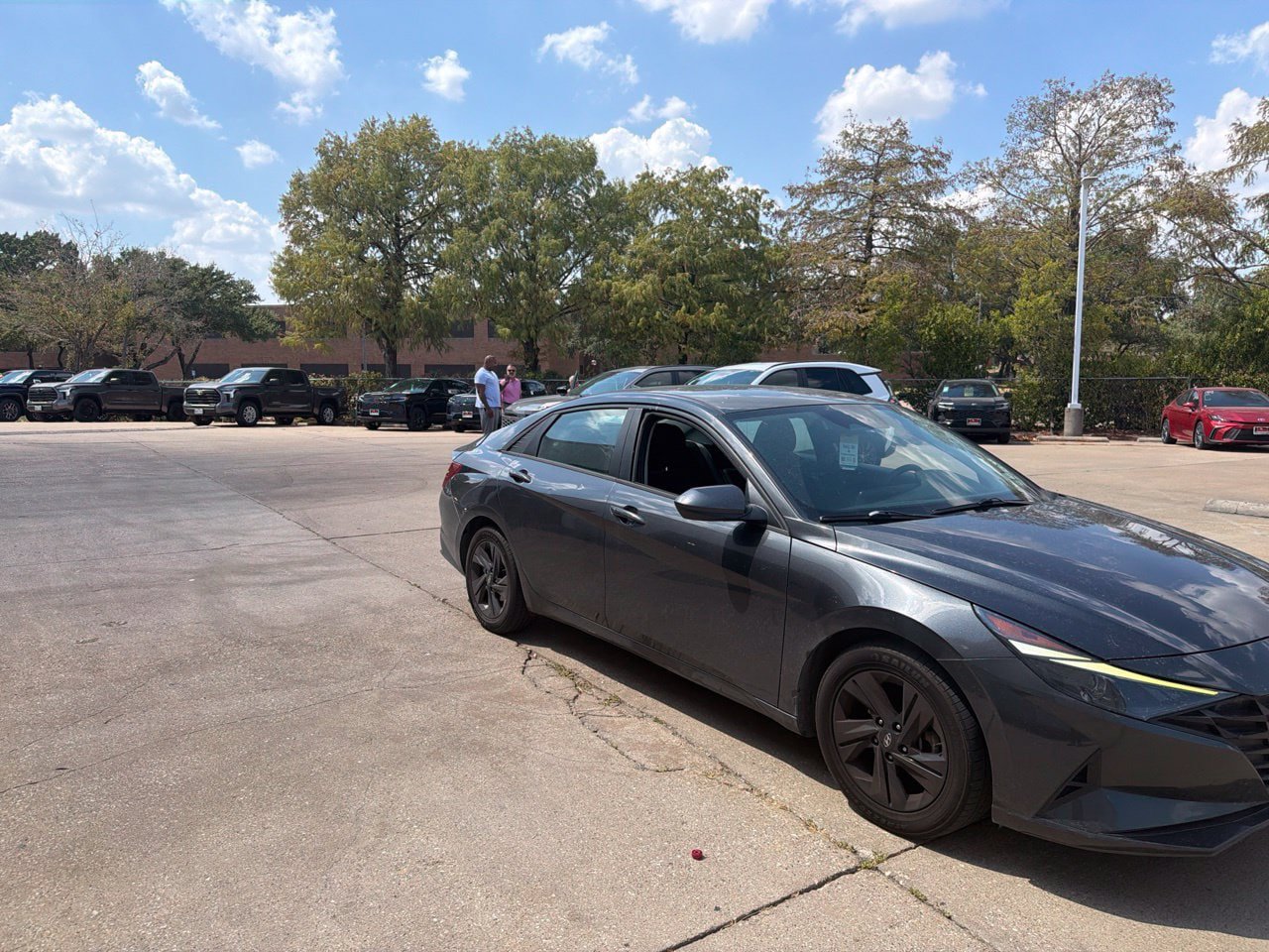 Used 2023 Hyundai Elantra SEL FWD image 3