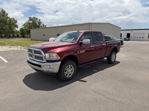 Used 2018 RAM 2500 Laramie AWD/4WD image 8