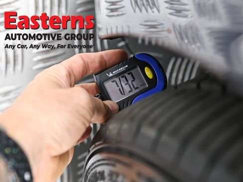 Used 2019 Tesla Model 3 Performance image 21