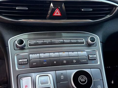 Used 2023 Hyundai Santa Fe SEL FWD image 16