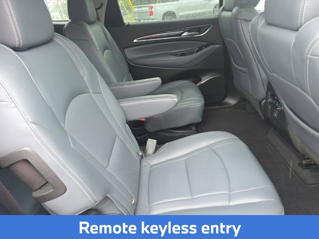 Used 2020 Buick Enclave Essence AWD/4WD image 15