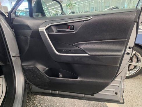 Used 2021 Toyota RAV4 LE FWD image 29