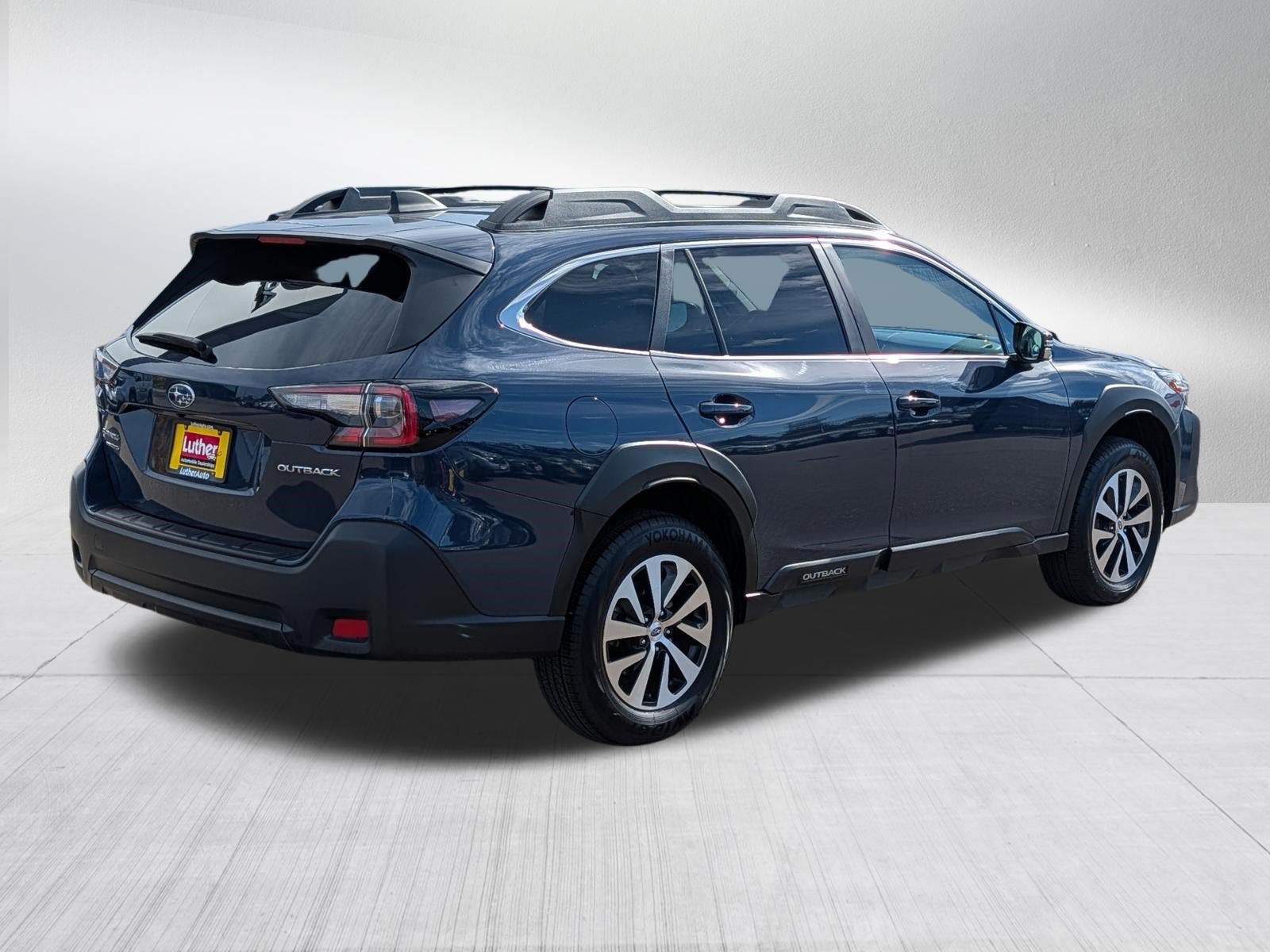 Used 2024 Subaru Outback Premium AWD/4WD image 7