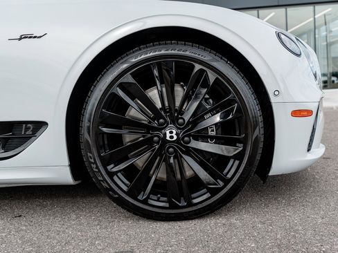 Used 2024 Bentley Continental GT Speed image 16
