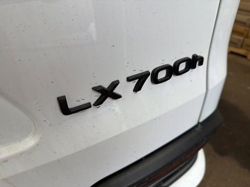 New 2026 Lexus LX 700h F Sport image 22