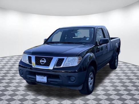 Used 2015 Nissan Frontier S image 6