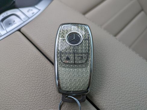 Used 2023 Mercedes-Benz C 300 Cabriolet image 33