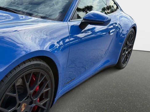 Used 2025 Porsche 911 Carrera GTS image 11