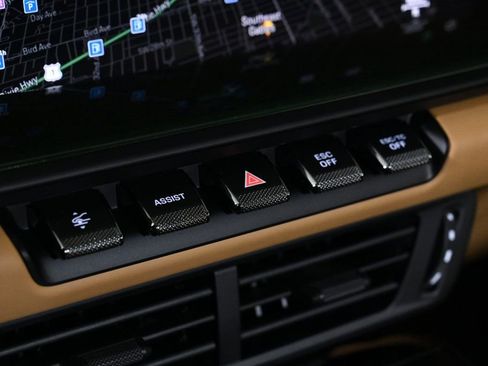 Used 2025 Porsche 911 GT3 image 24