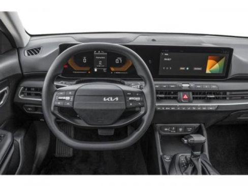 New 2026 Kia K4 FWD image 6