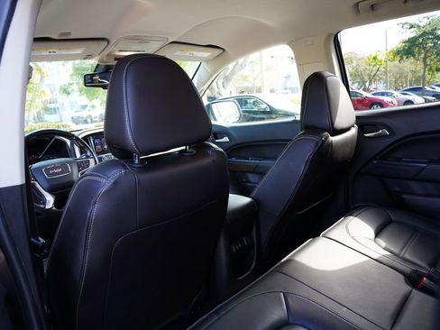 Used 2018 GMC Canyon Denali image 16