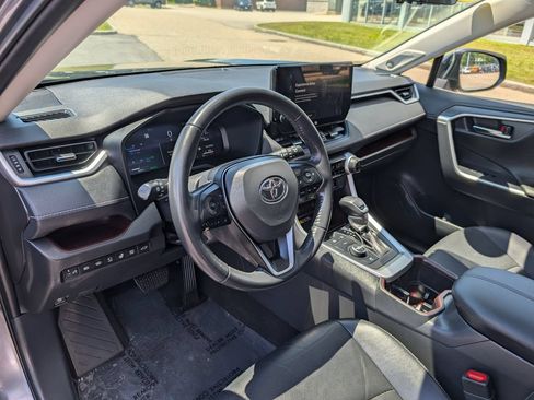 Used 2023 Toyota RAV4 Limited AWD/4WD image 18