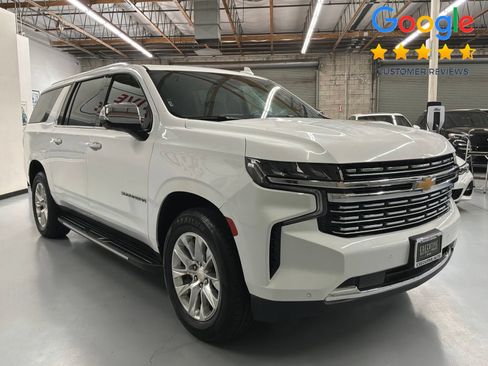 Used 2022 Chevrolet Suburban Premier RWD image 3