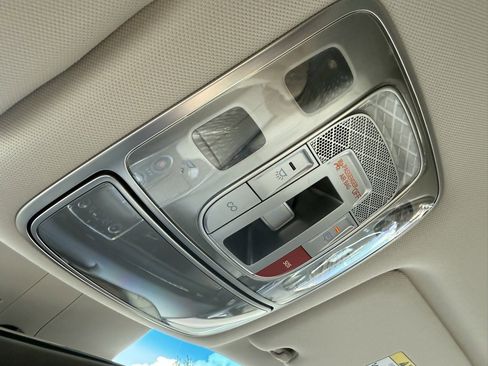 Used 2024 Genesis GV80 3.5T w/ Advanced Package image 39