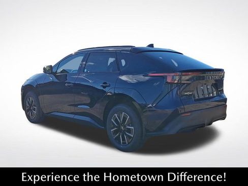 New 2026 Subaru Solterra AWD/4WD image 4