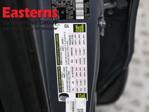 Used 2024 Toyota Corolla Cross LE image 33