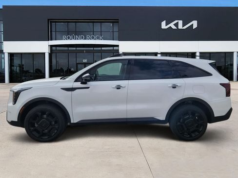 Certified 2025 Kia Sorento X-Line EX AWD/4WD image 4