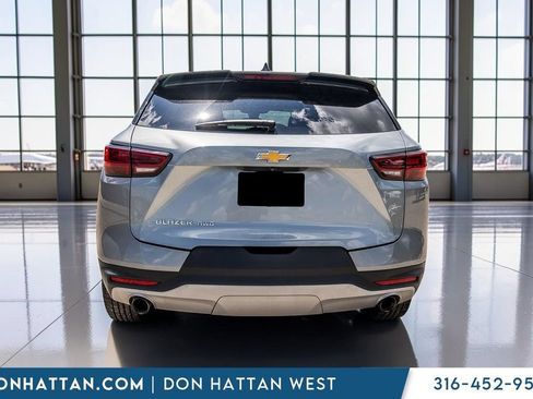 Used 2025 Chevrolet Blazer LT AWD/4WD image 34