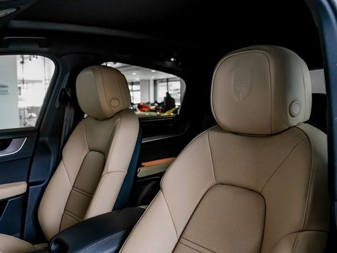 New 2026 Porsche Cayenne S AWD/4WD image 16