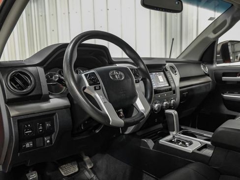 Used 2017 Toyota Tundra SR5 image 14