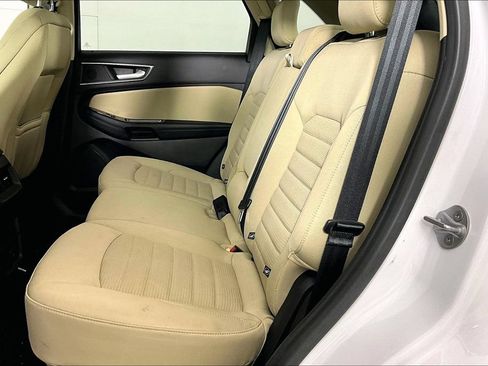 Used 2016 Ford Edge SEL FWD image 2