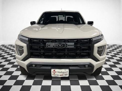 New 2026 GMC Canyon Elevation w/ Convenience Package image 3
