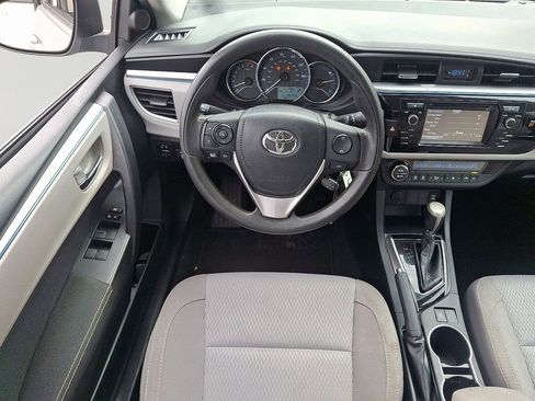 Used 2016 Toyota Corolla LE image 11