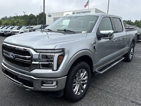 Used 2024 Ford F150 Lariat w/ Equipment Group 502A High AWD/4WD image 3