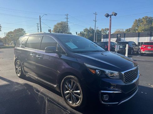 Used 2018 Kia Sedona SX Limited image 12