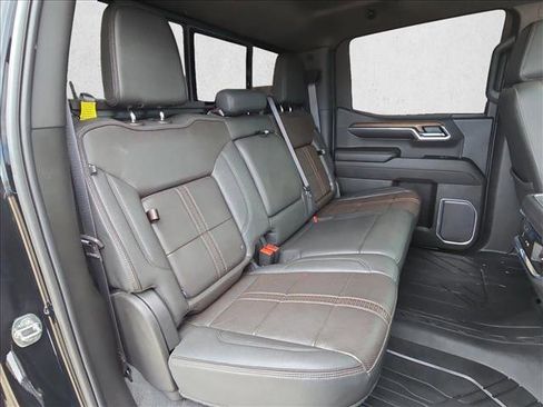 Used 2023 Chevrolet Silverado 1500 High Country w/ High Country Premium Package RWD image 18