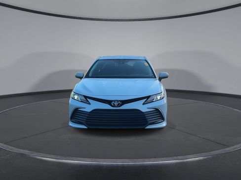 Used 2023 Toyota Camry LE FWD image 3