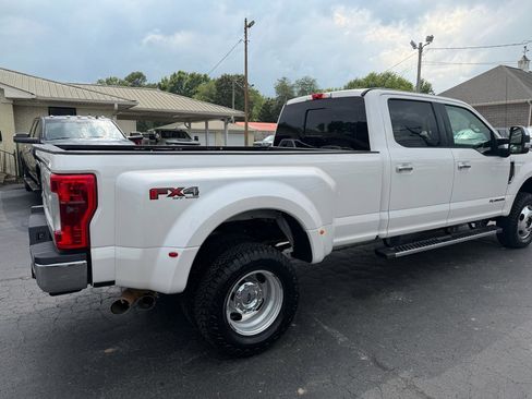 Used 2018 Ford F350 Lariat w/ Lariat Ultimate Package AWD/4WD image 5