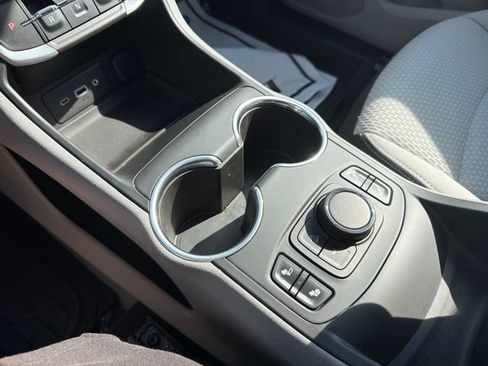 Used 2023 GMC Terrain SLE w/ Driver Convenience Package FWD image 29