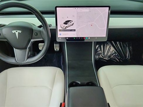 Used 2019 Tesla Model 3 Standard Range Plus image 34