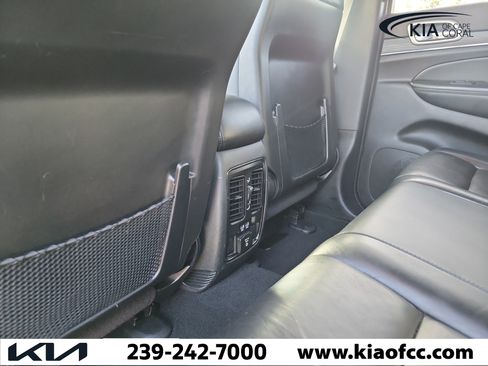 Used 2021 Jeep Grand Cherokee Limited AWD/4WD image 16