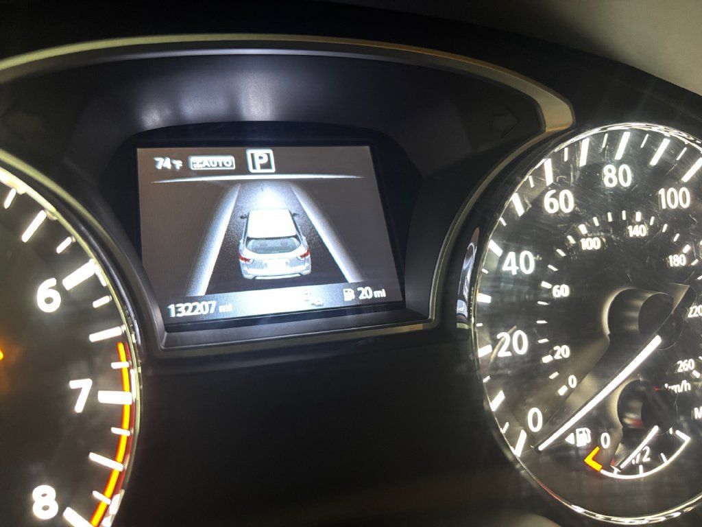 Used 2016 Nissan Pathfinder SL w/ SL Tech Package AWD/4WD image 13