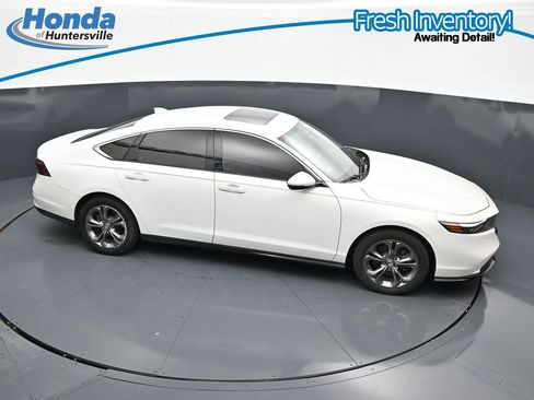 Used 2023 Honda Accord EX-L image 26