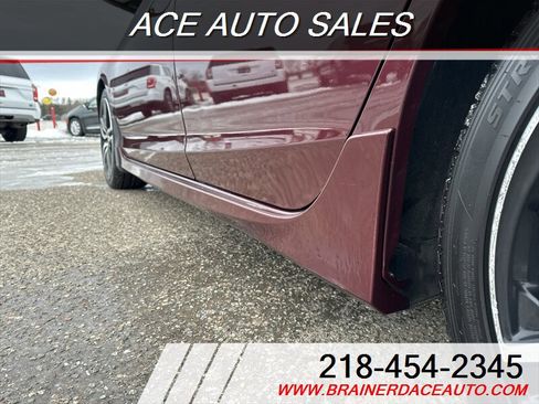 Used 2017 Honda Accord Sport image 8