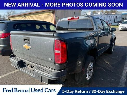 Used 2017 Chevrolet Colorado LT w/ LT Convenience Package image 8