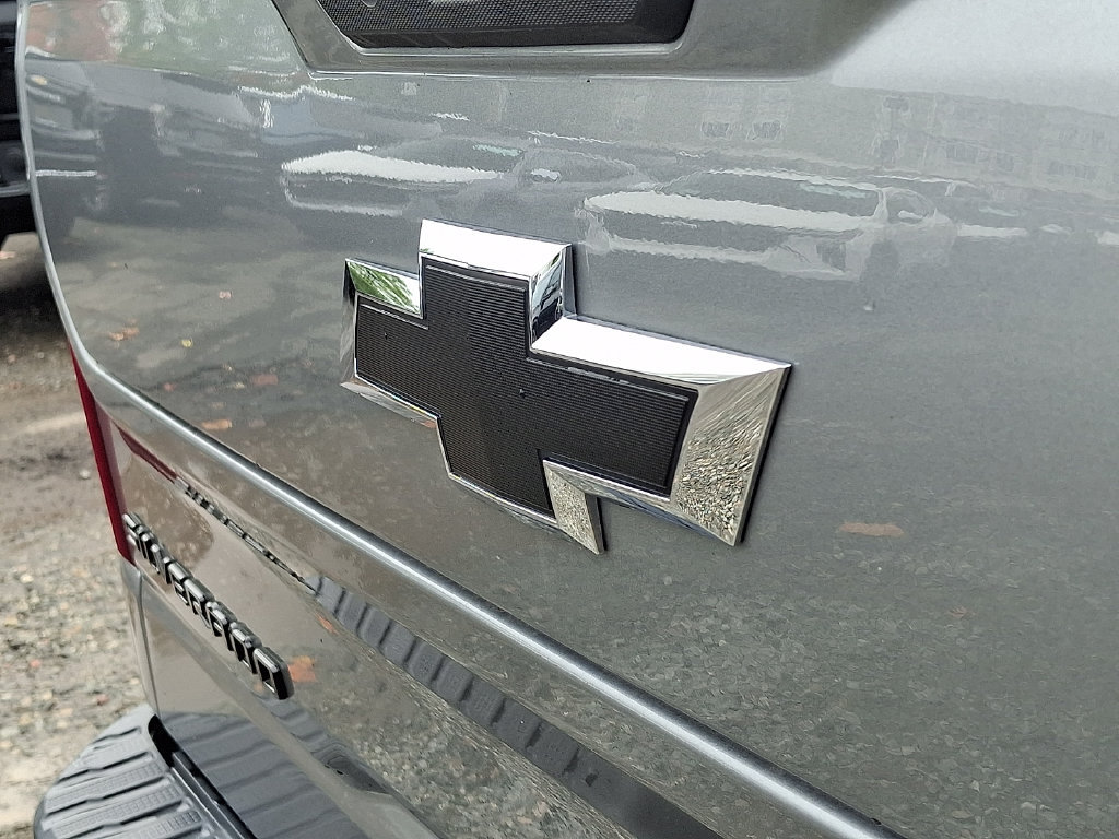 Used 2024 Chevrolet Silverado 1500 Custom AWD/4WD image 28