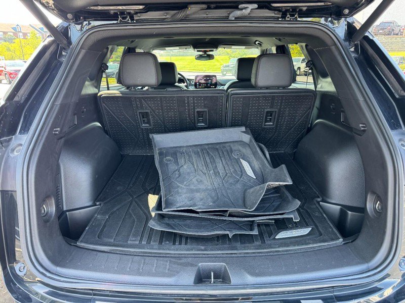 Used 2024 Chevrolet Blazer RS w/ LPO, Floor Liner Package FWD image 6
