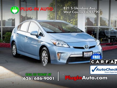 Used 2013 Toyota Prius Prime Advanced image 4