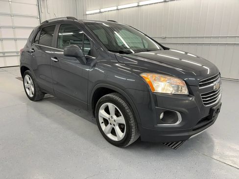 Used 2016 Chevrolet Trax LTZ AWD/4WD image 9