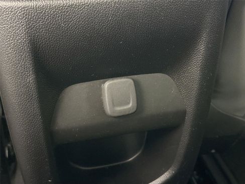 Used 2021 Chevrolet Colorado W/T w/ Custom Special Edition image 4