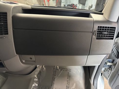 Used 2016 Mercedes-Benz Sprinter 3500 image 10