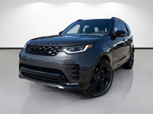 New 2026 Land Rover Discovery Dynamic SE image 1
