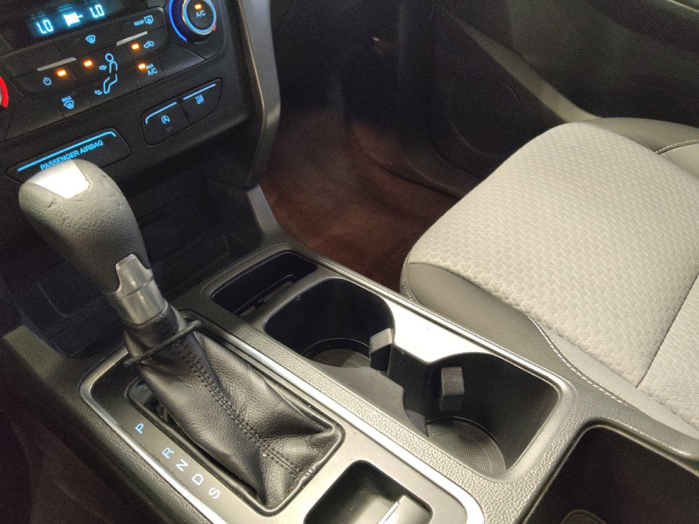 Used 2017 Ford Escape SE FWD image 26